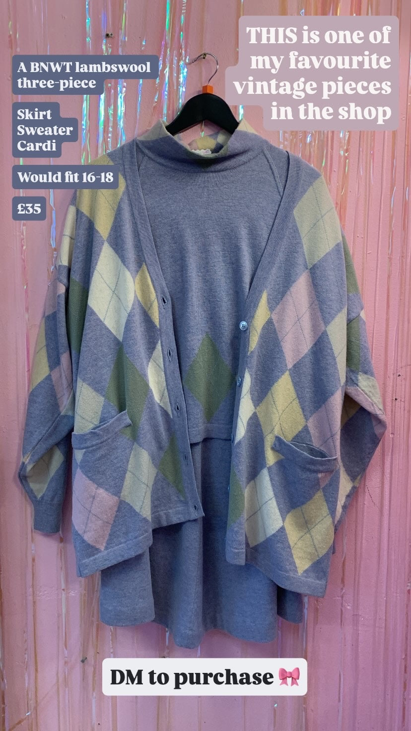 Lambswool three-piece set