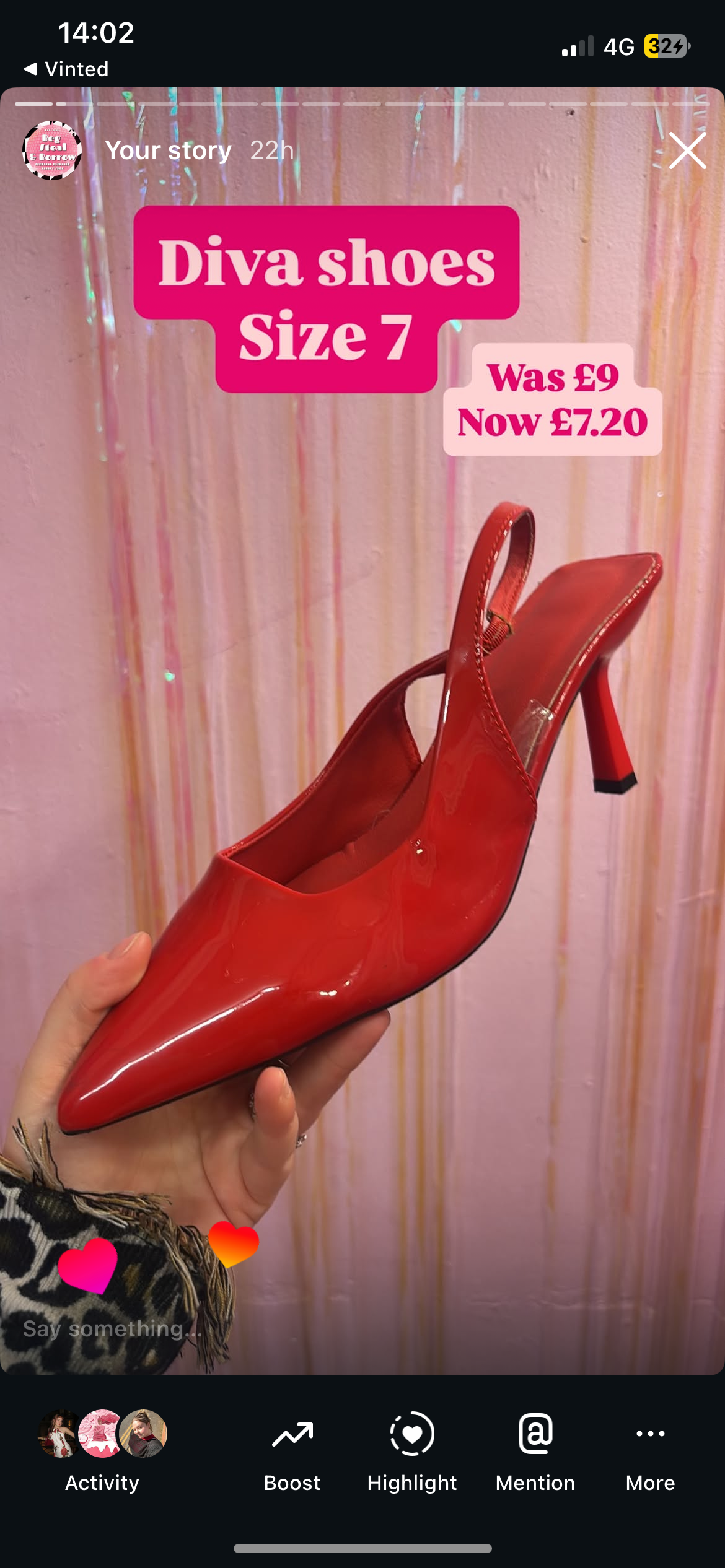 Patent red shoes for a diva