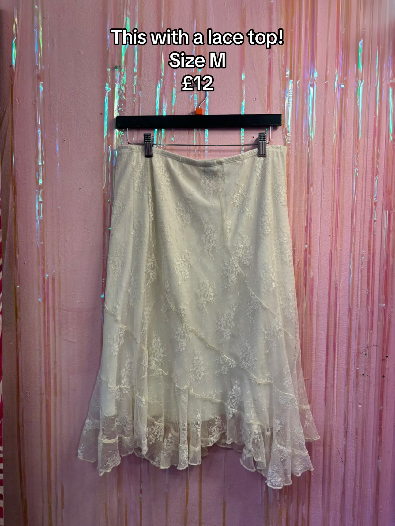 Lace skirt
