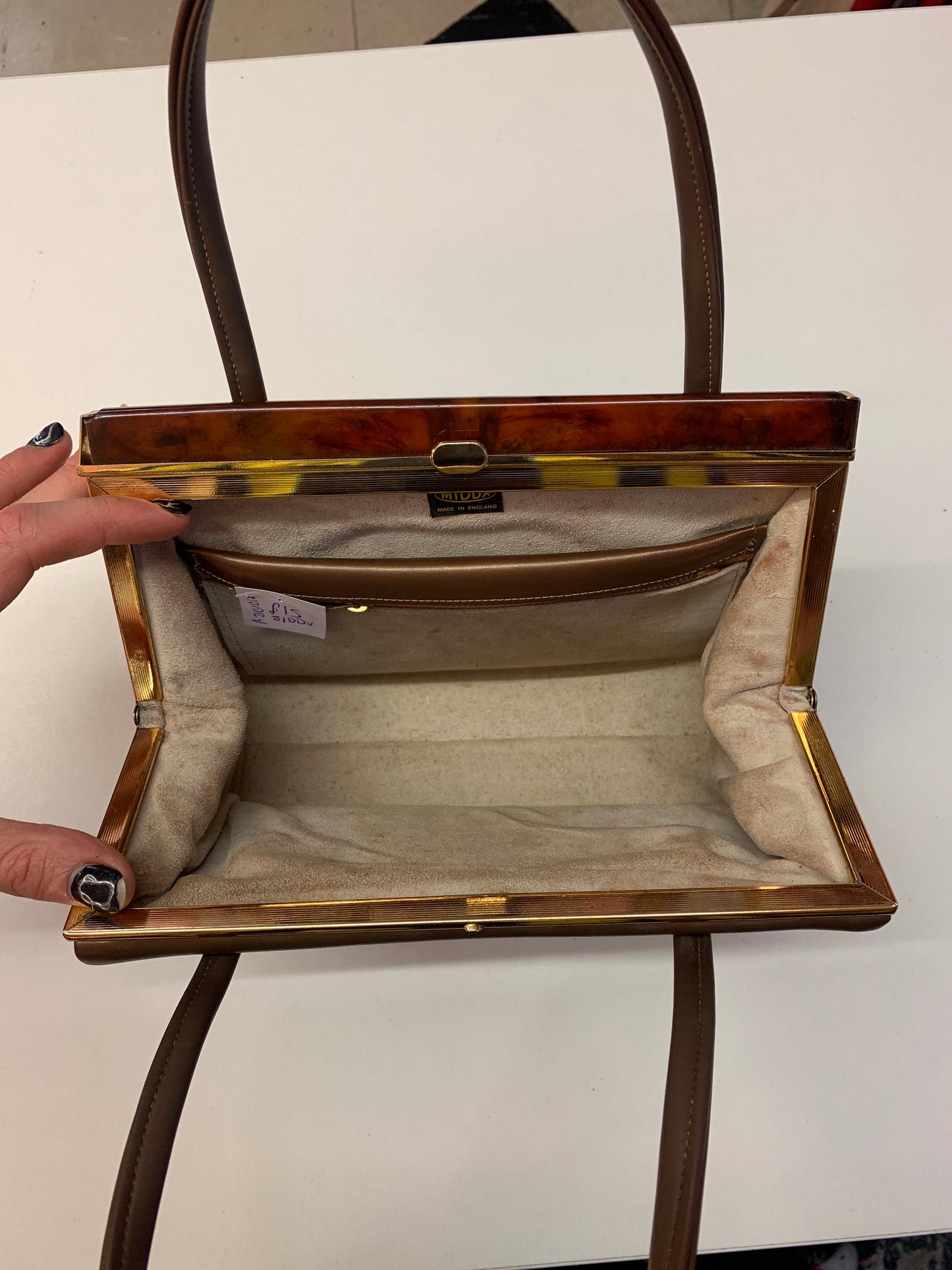 Vintage brown leather bag