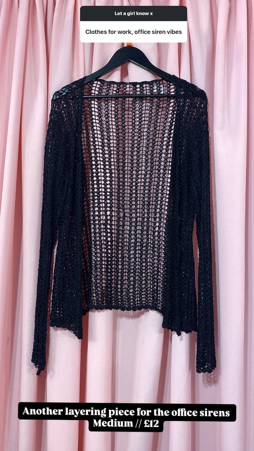Lace Buttonless Cardi