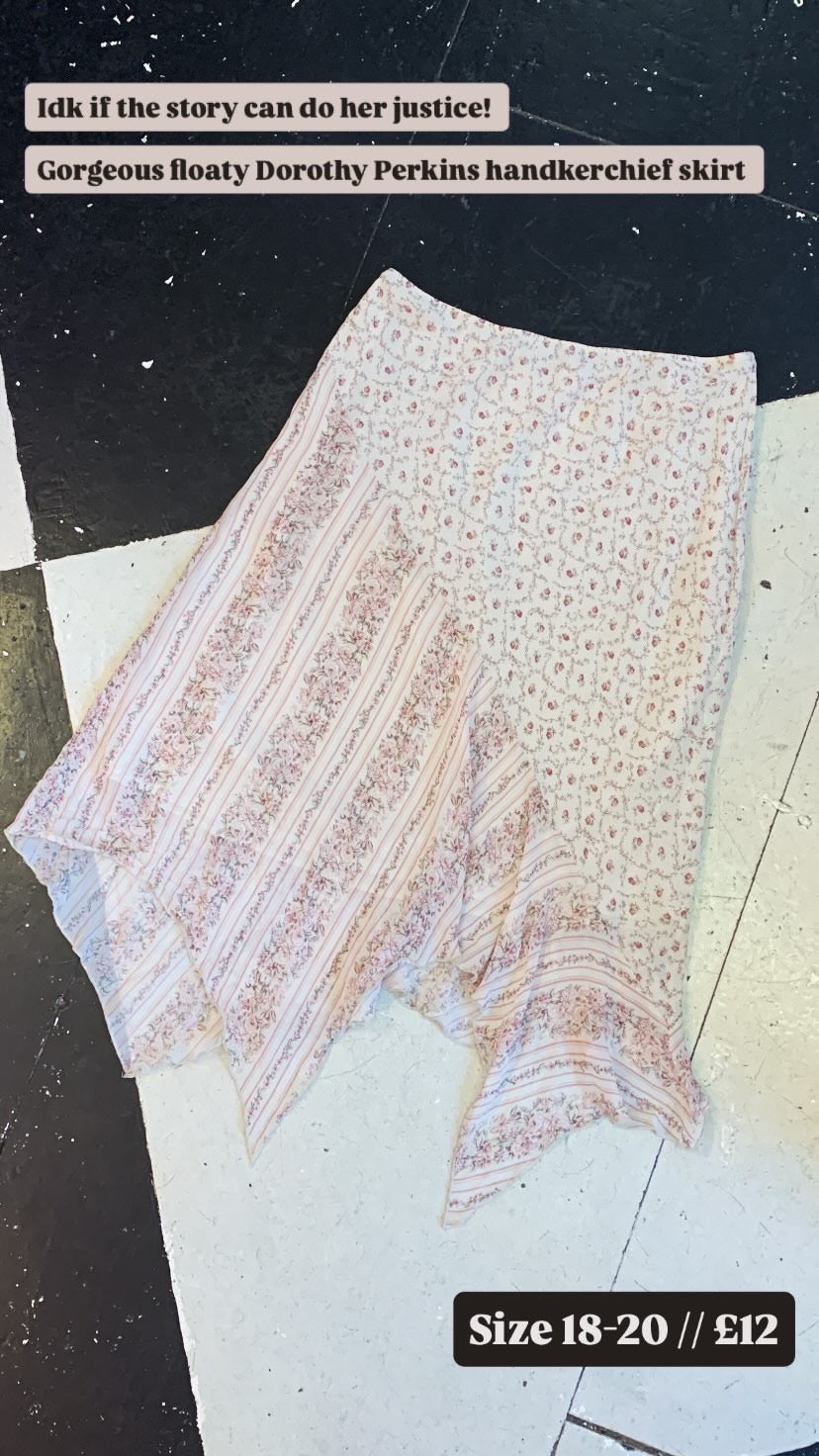Dorothy Perkins Handkerchief Floral Skirt