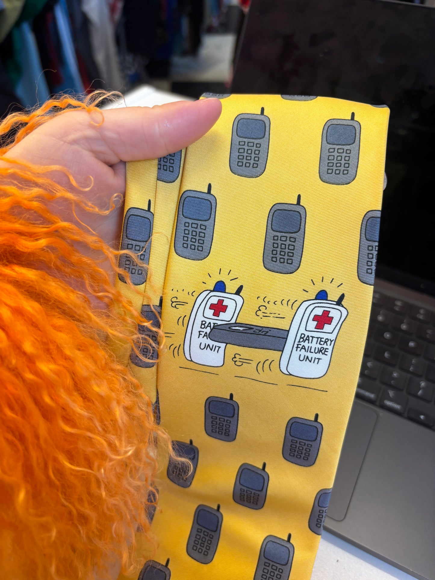 Phone tie