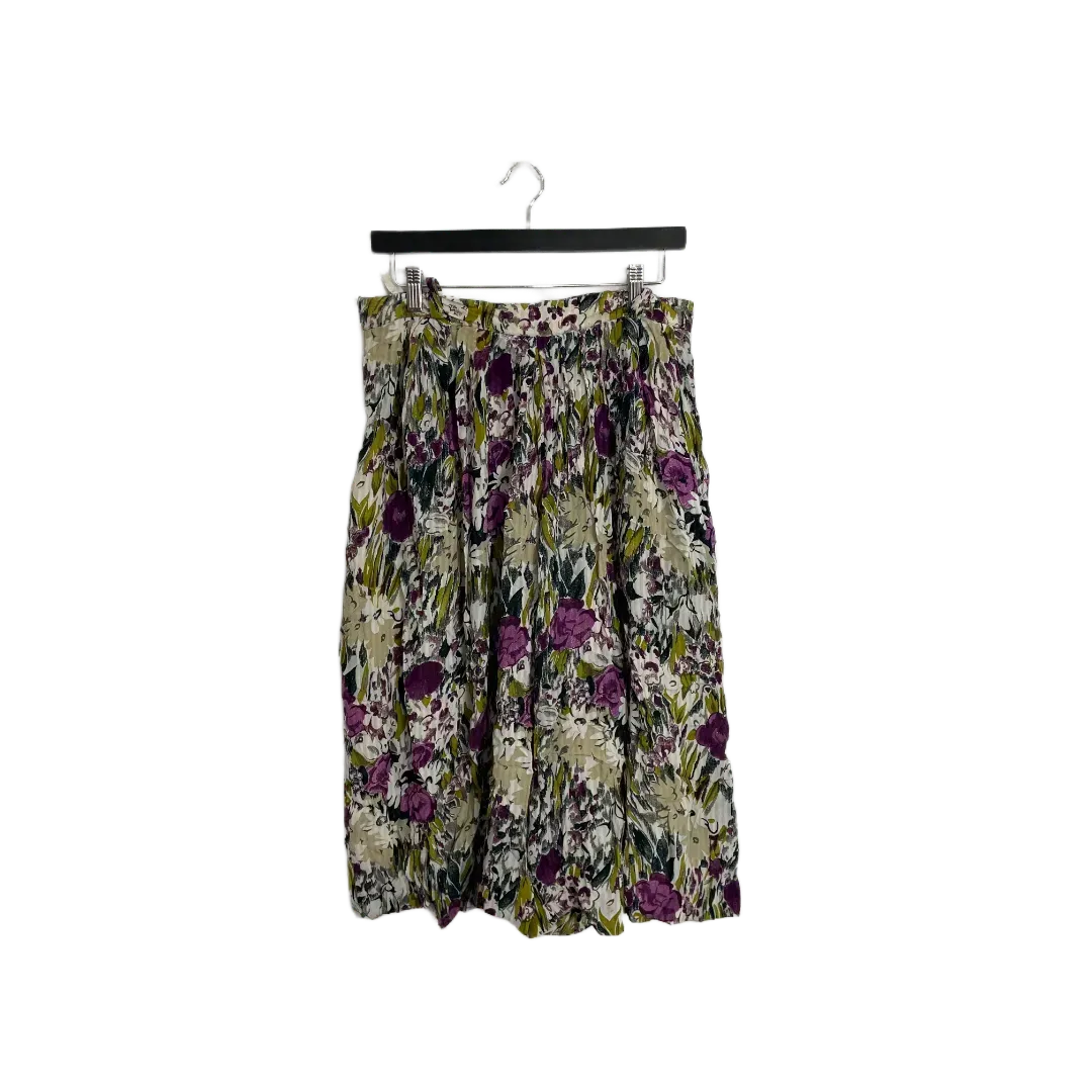 Floral Shorts - Size S