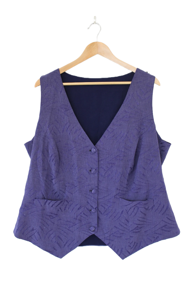 Periwinkle Waist Coat- Size L 24