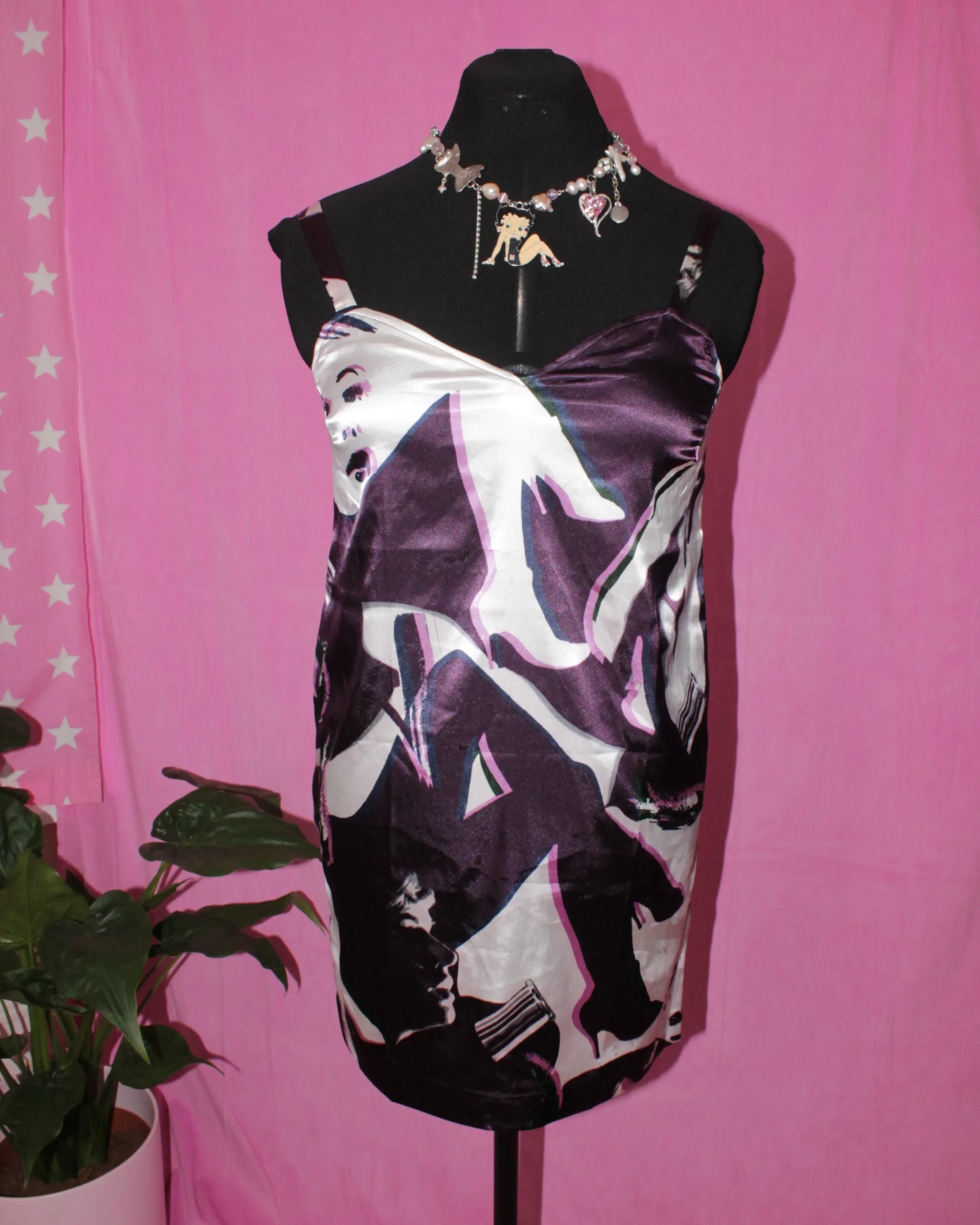 Graphic Nightie - Size M