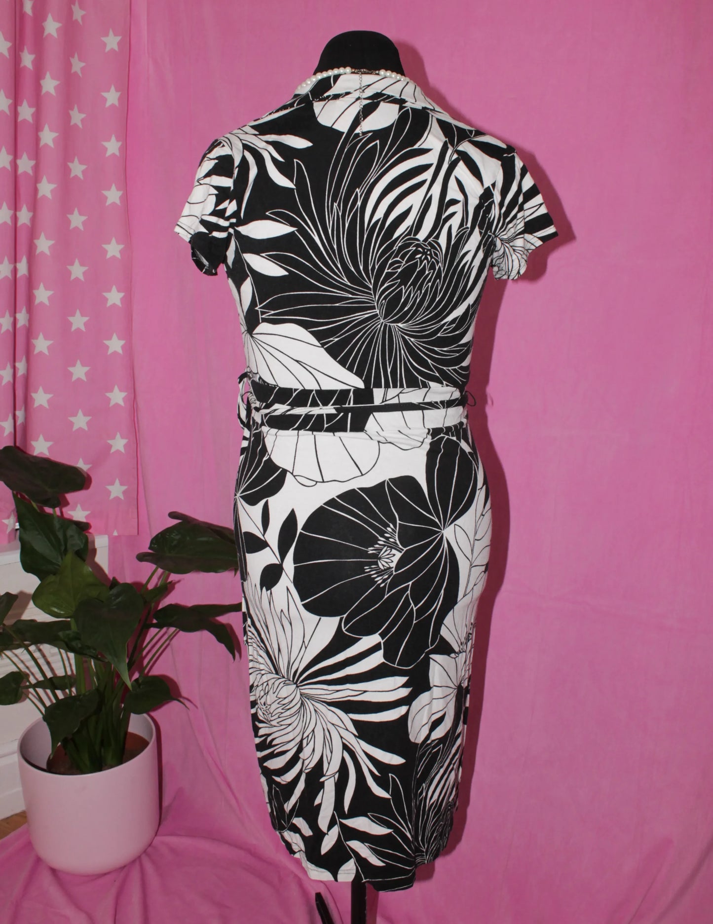 B&W Mock Wrap Dress- Size M