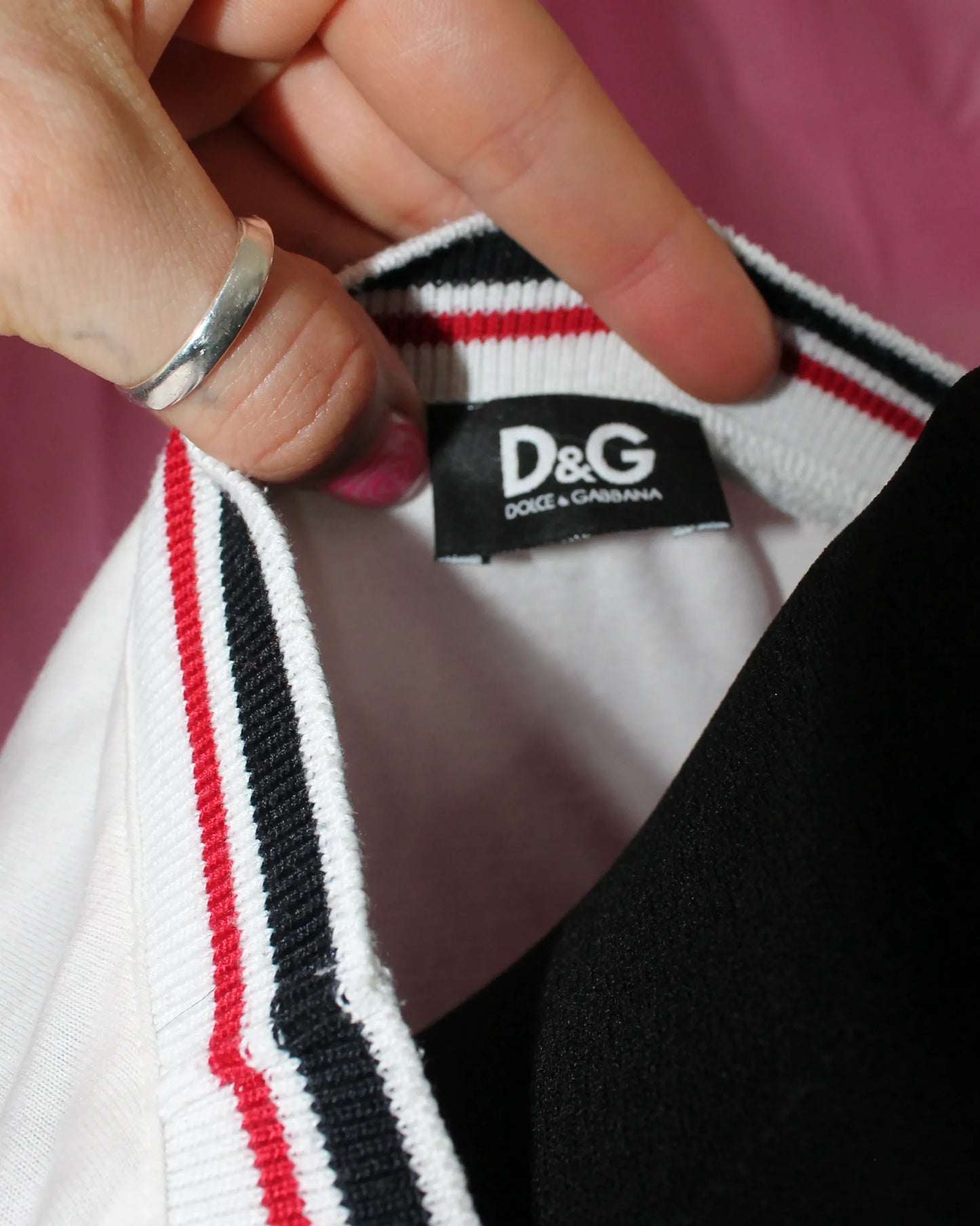 D&G Cropped Tee - Size M