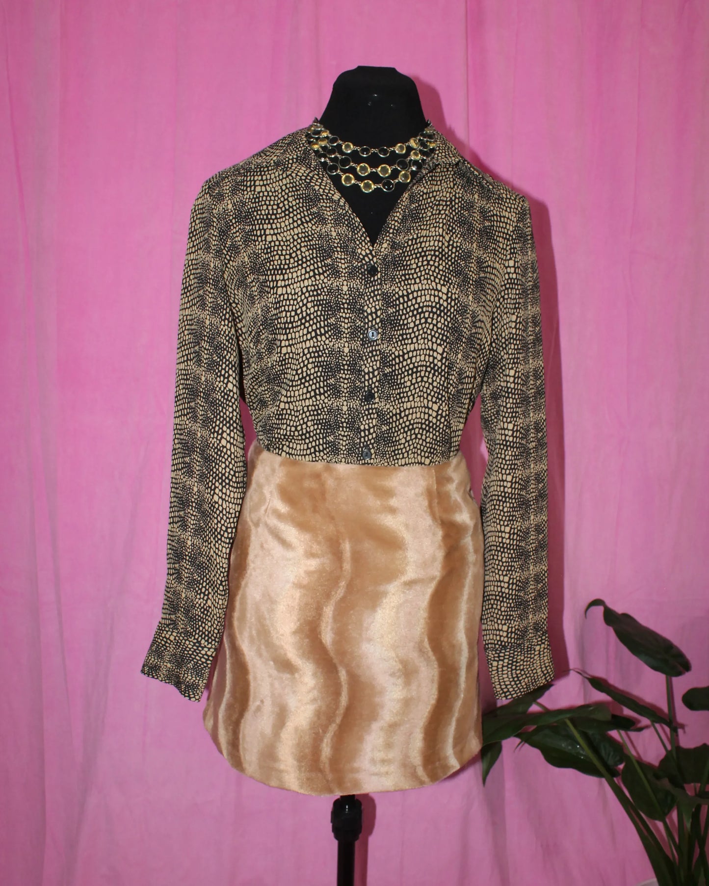 Red Herring | Blouse | Black & Tan Button Up | Size 12